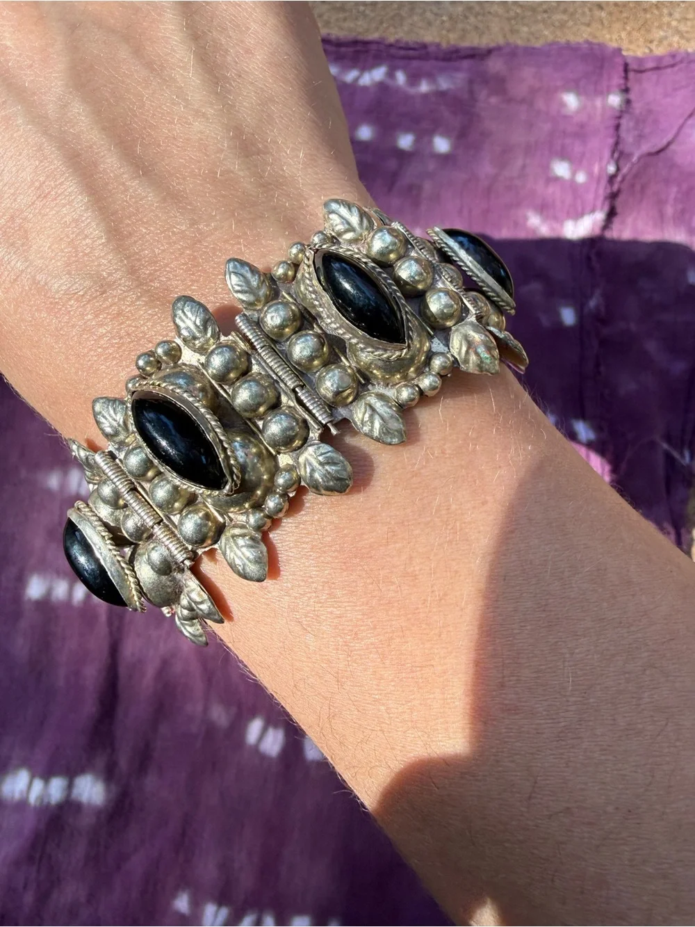 Vintage Taxco onyx 925 silver bracelet